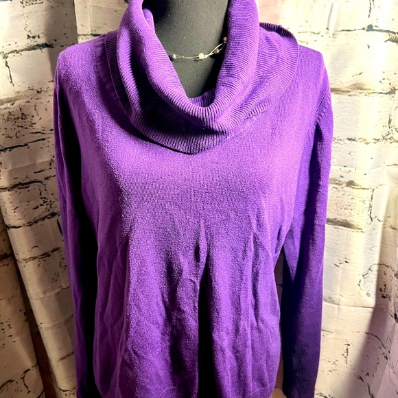 Purple cowl neck sweater in size 1x cozy quiet luxury - Picture 2 of 5